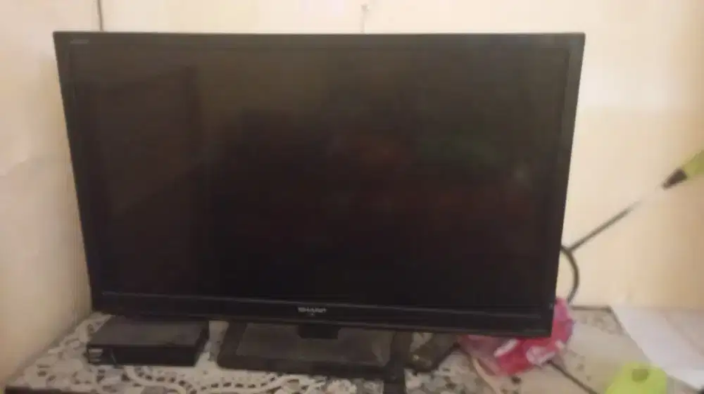Tv sharp led 32 inch + setbox