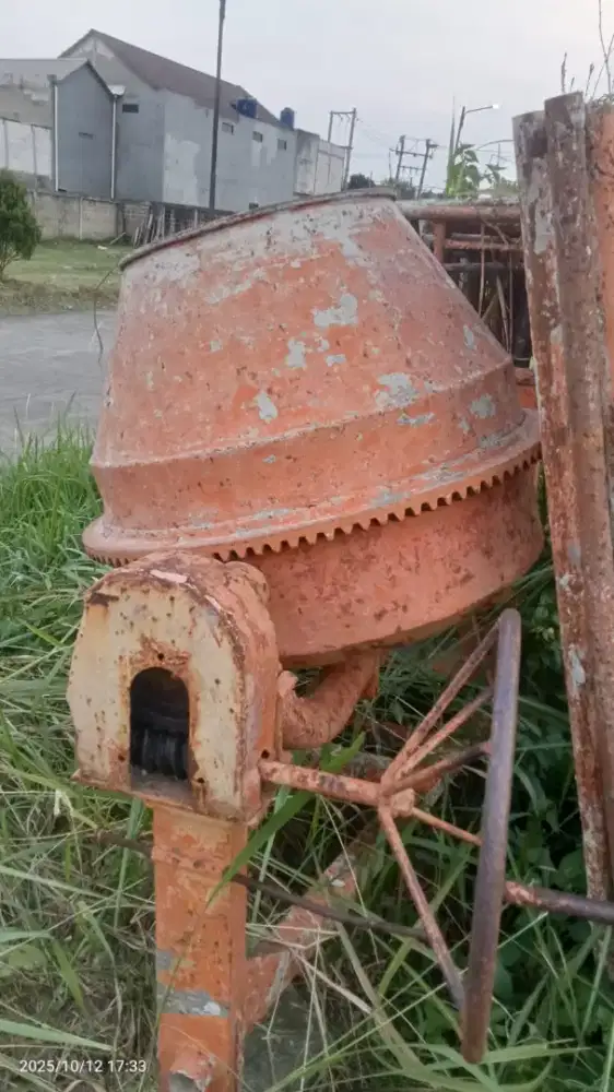 DIJUAL MESIN MOLEN 650 LITER