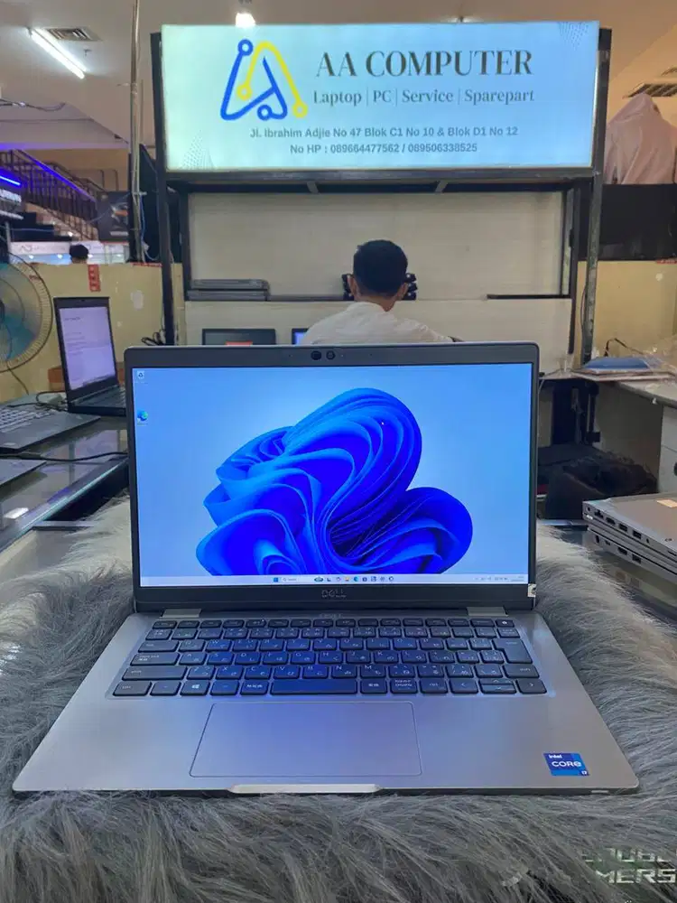 Laptop Dell Latitude 5320 i7 gen 11 ram 16gb ssd 256gb 13inch