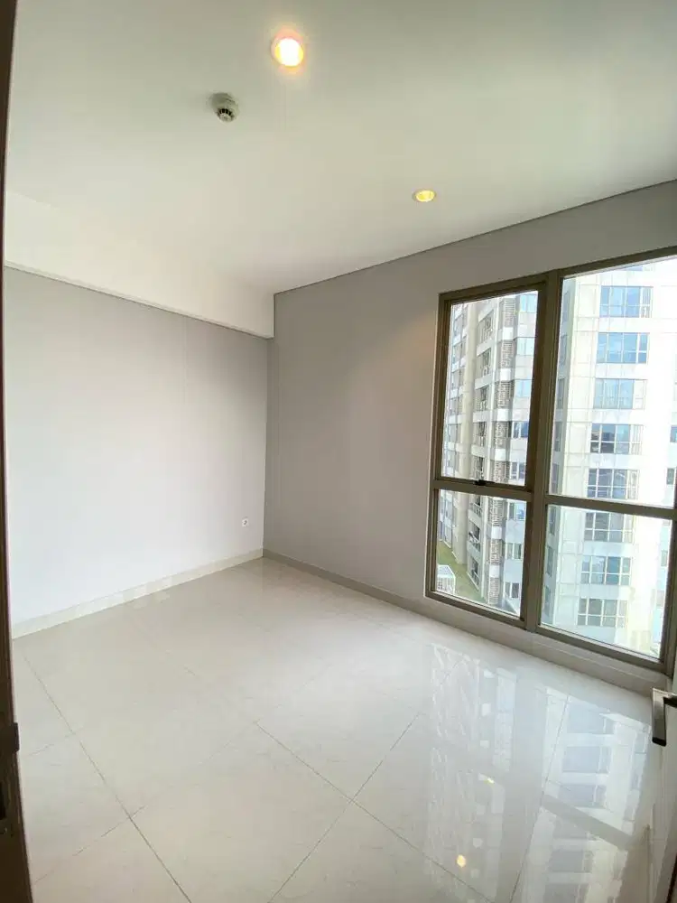 Disewakan Apartemen Taman Anggrek Residences 2 bedrooms Semifurnish