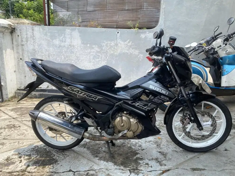FORE SALE SATRIA FU150