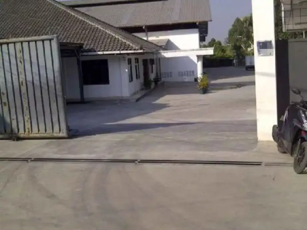 Murah! Pabrik gudang serta kantor strategis di Cimareme Bandung