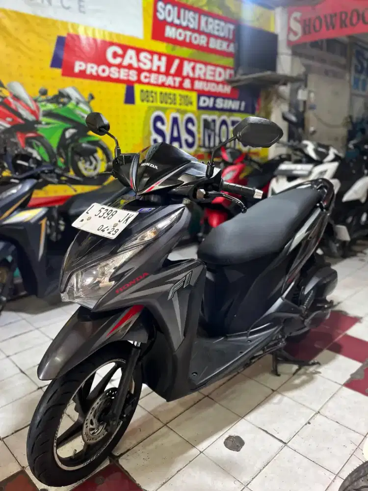 VARIO 125 2014 SAS JL BARATA JAYA 19 NO 5