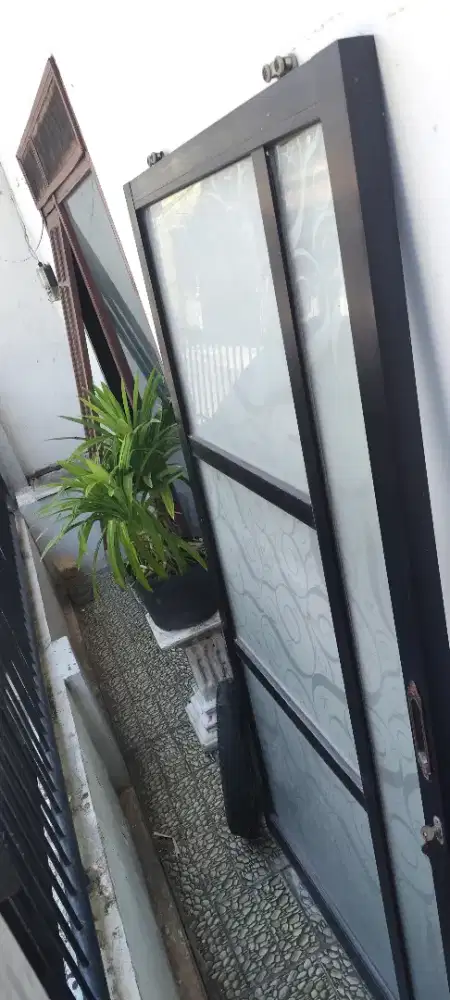 Sliding Door/Pintu geser