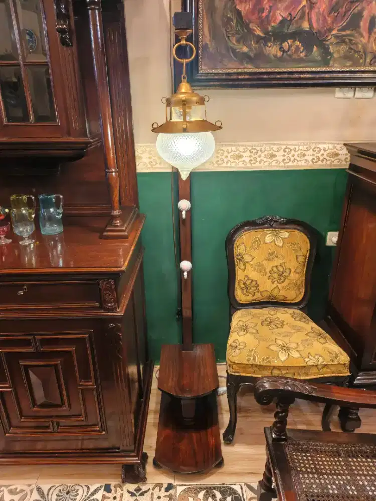 Lampu Hias Antik