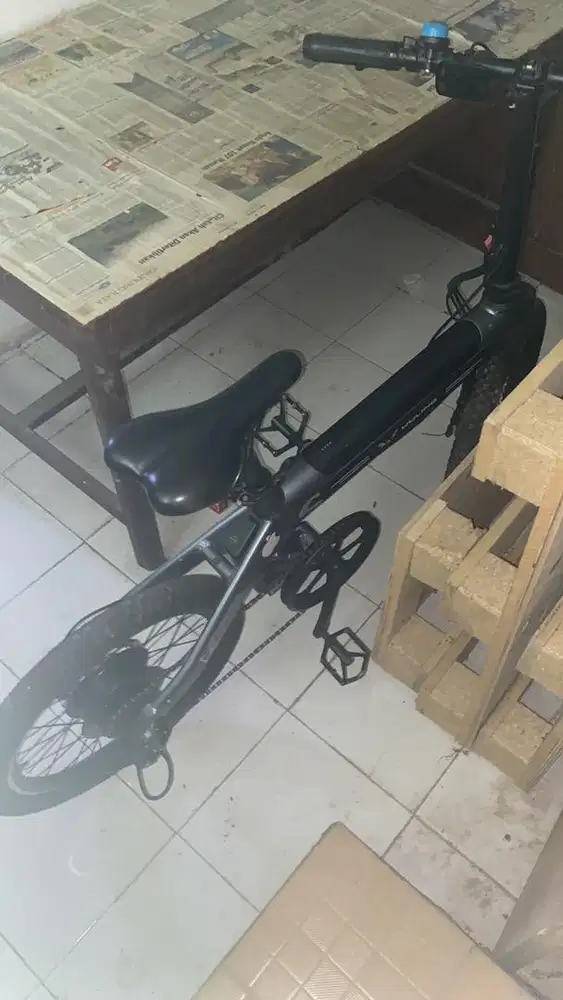sepeda listrik kondisi masih bagus
