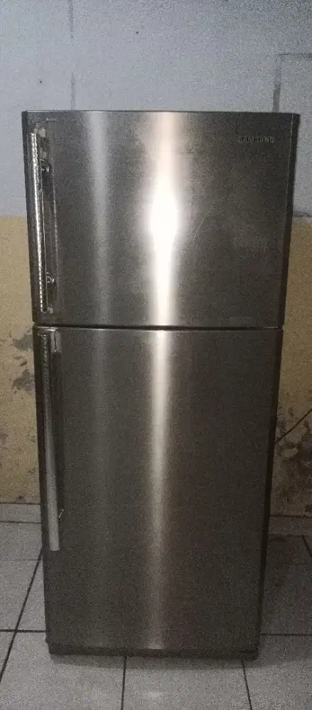 Kulkas super jumbo