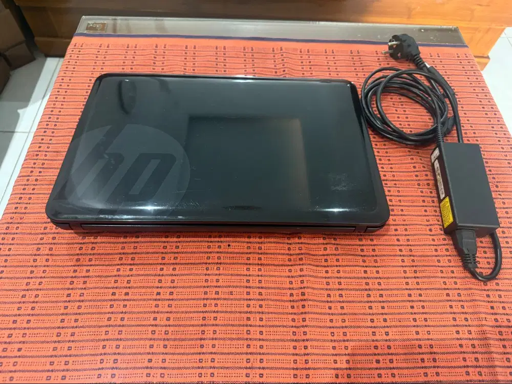 Hp 1000 Notebook PC