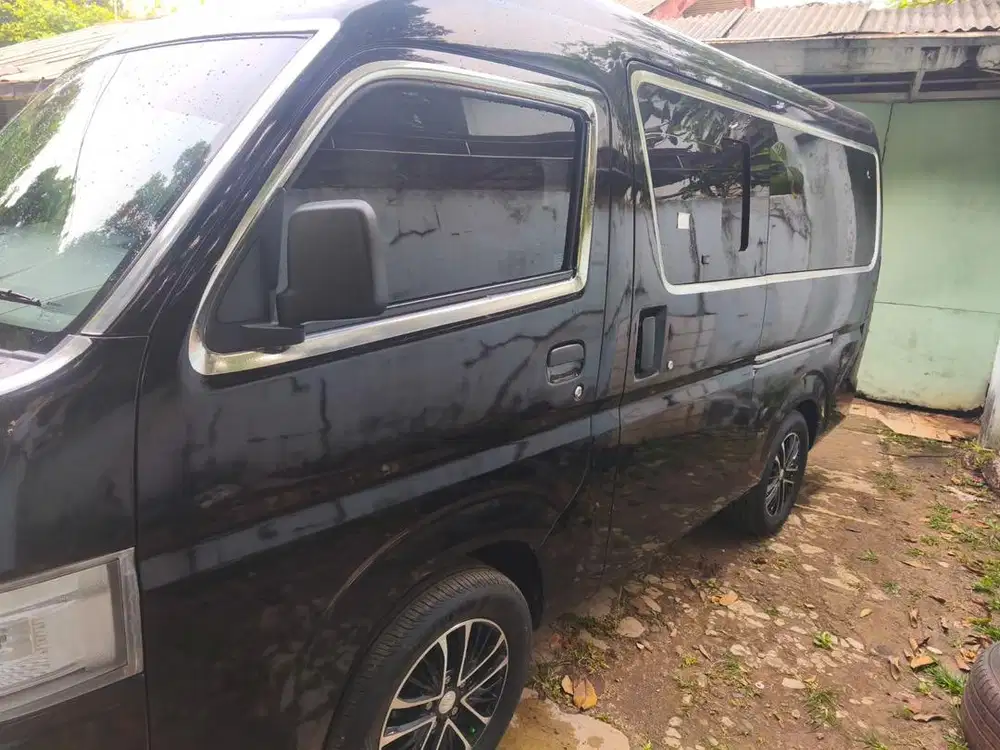 Suzuki Carry 2024 Bensin