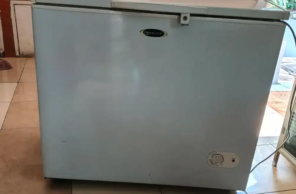 FREEZER FRIGIGATE F-200 KAPASITAS 200L