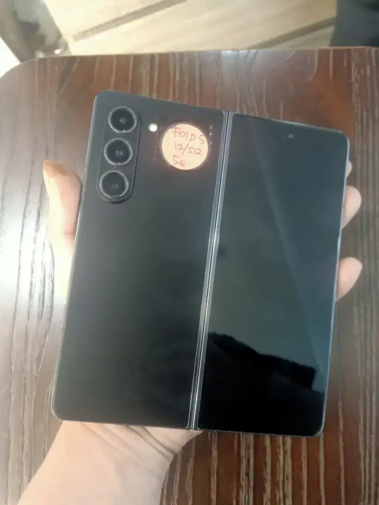 Samsung z fold 5 512