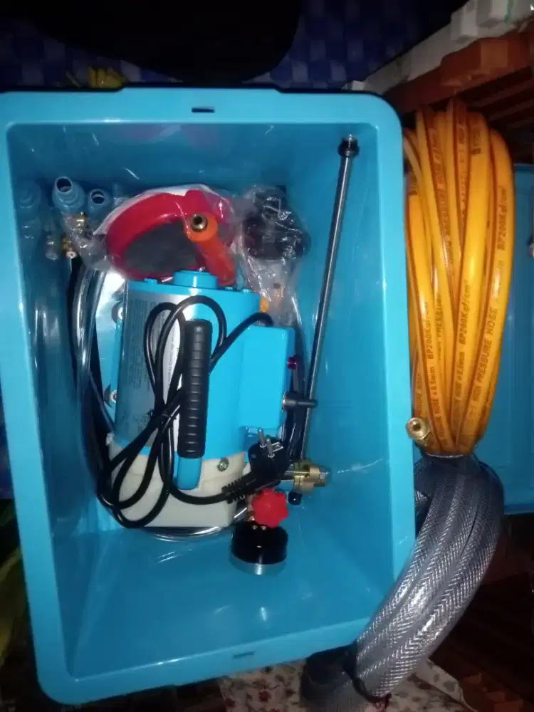Perlengkapan AC satu paket masih baru ..