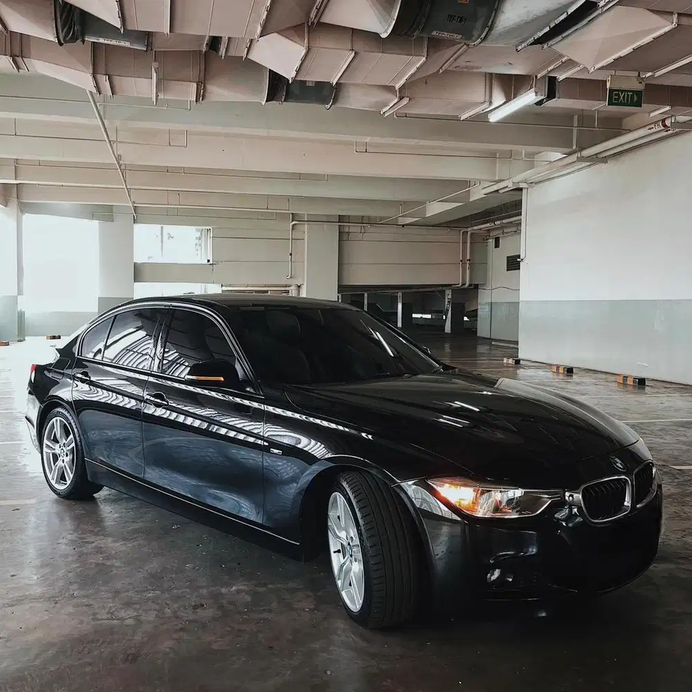 BMW 320i 2013 Bensin