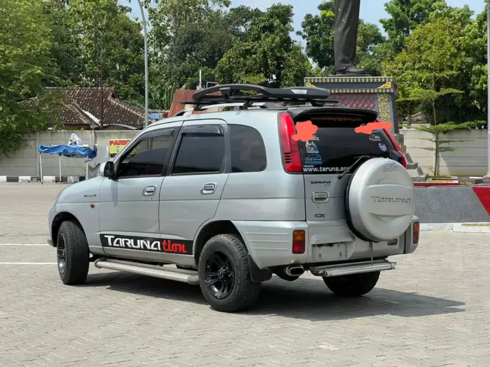 Mobil Taruna 2003