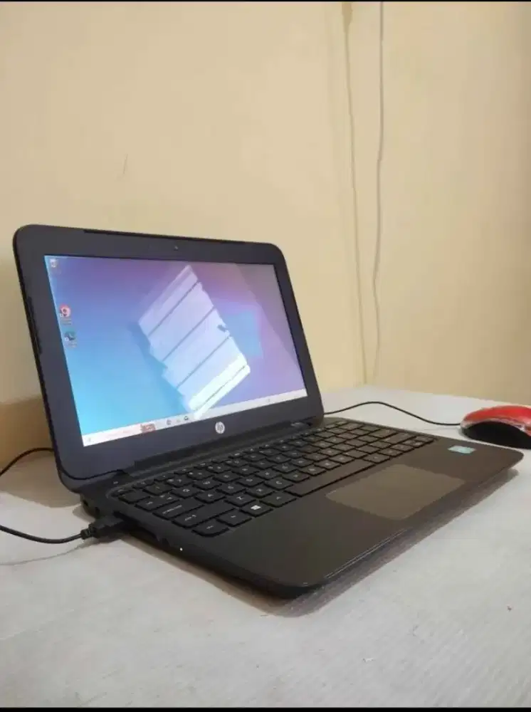 Hp laptop notebook mini 11
