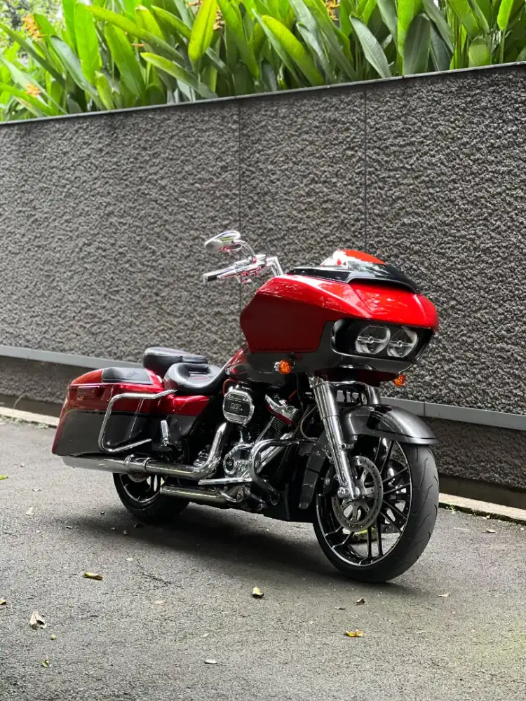 Roadglide CVO 2018 warna orange lava GREAT CONDITION Road glide