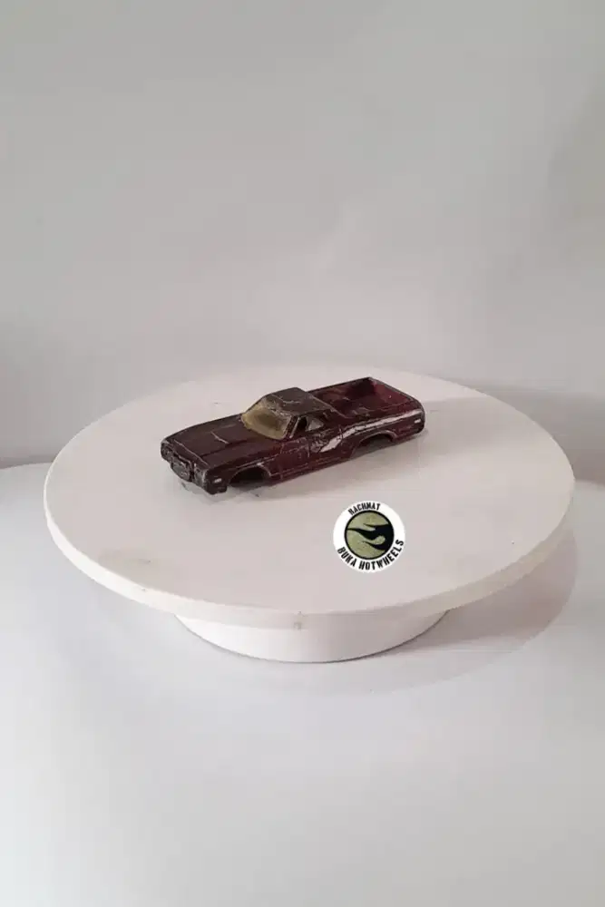 Hot Wheels 72 Ford Ranchero Diecast RBH
