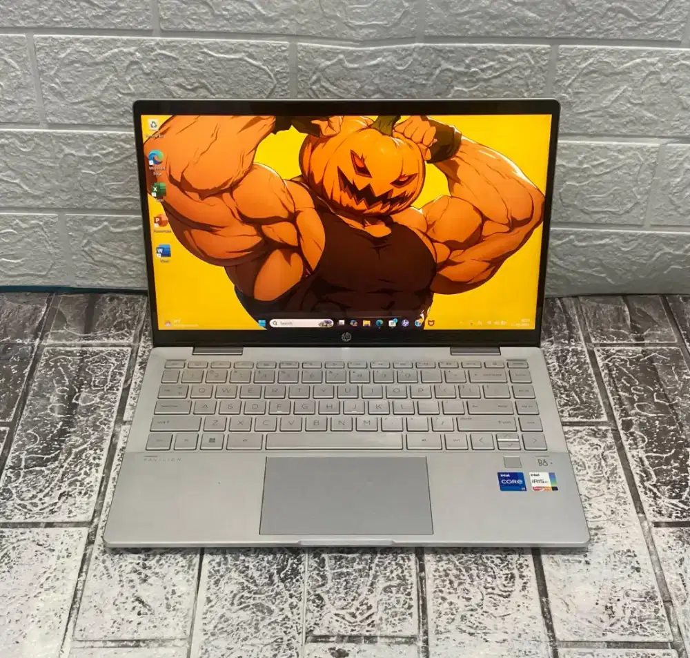 Hp Pavilion x360 2in1 Touchscreen i7 gen 13