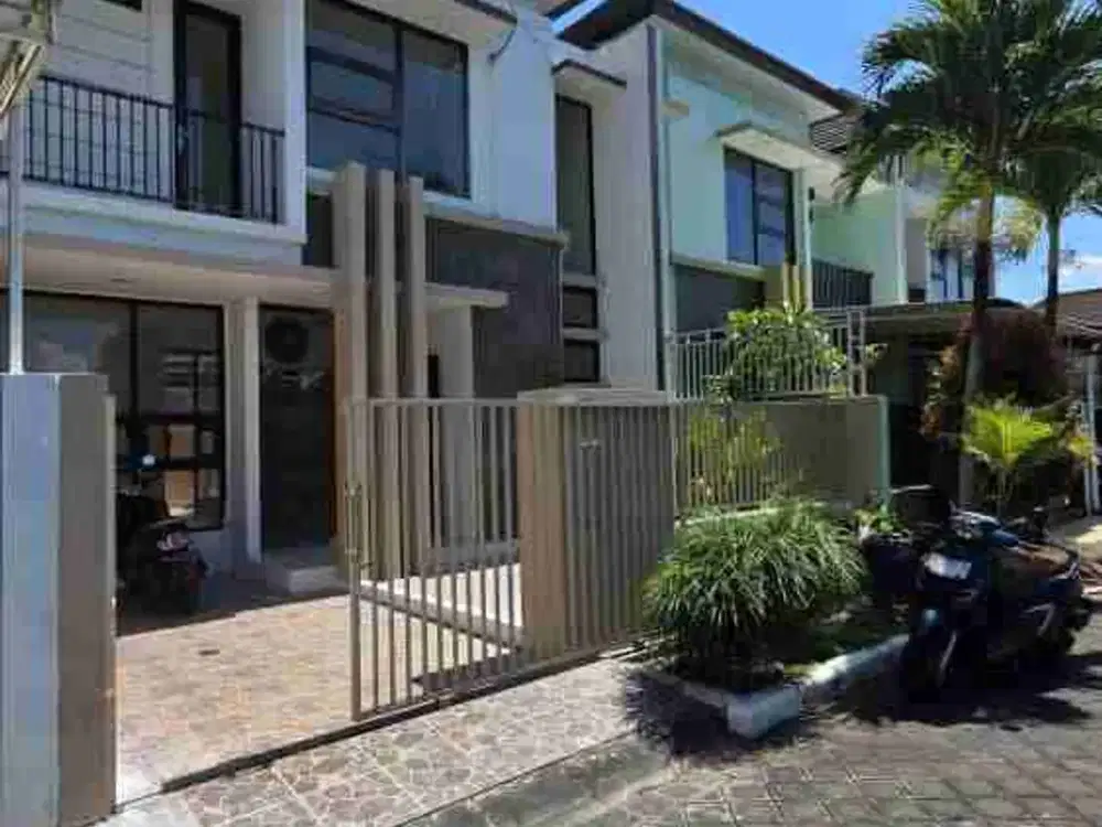Jual Rumah 2lt Lokasi Di Perumahan One Gate System Nusa Dua. area Hunian & investasi Strategis