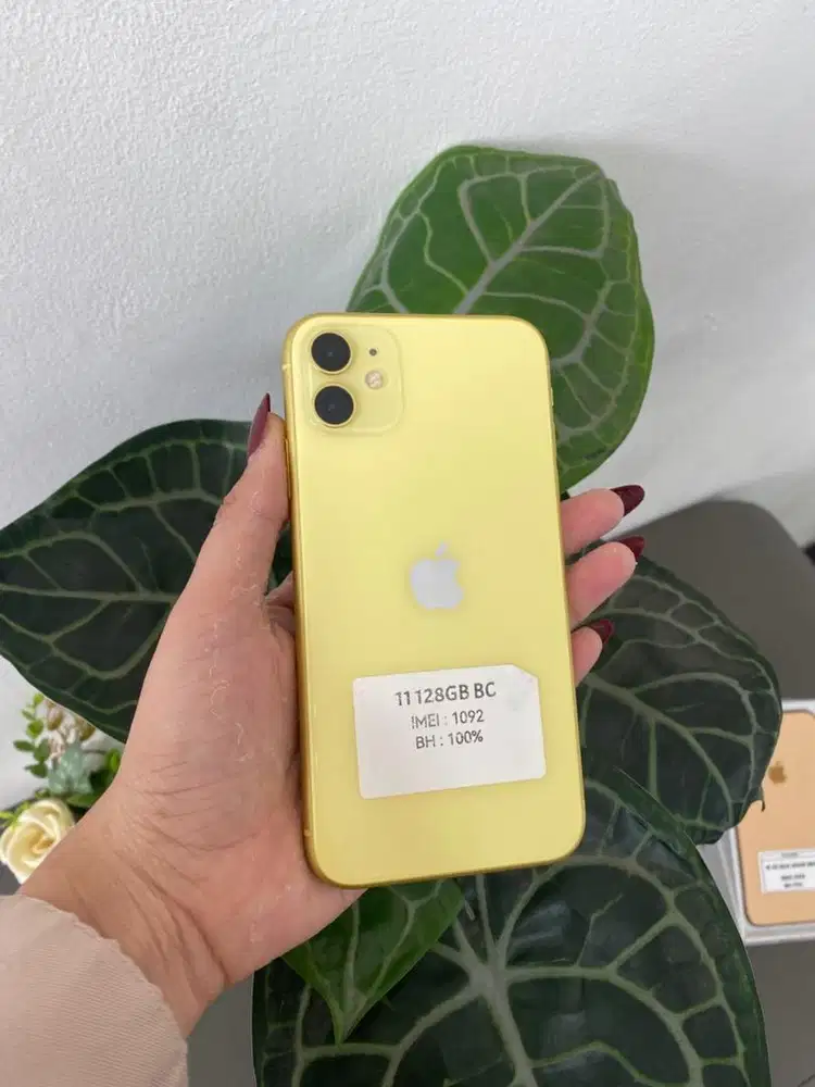 Iphone 11 128GB fullset  bergaransi