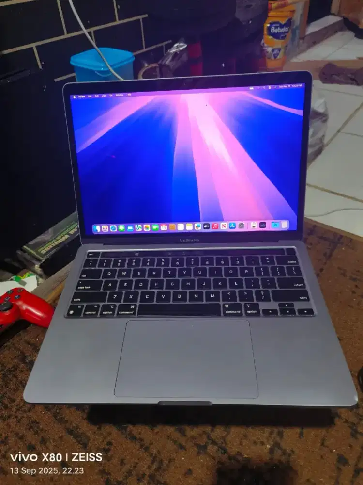 Macbook Pro M1 2020 8/256 Normal Bisa Tuker Tambah