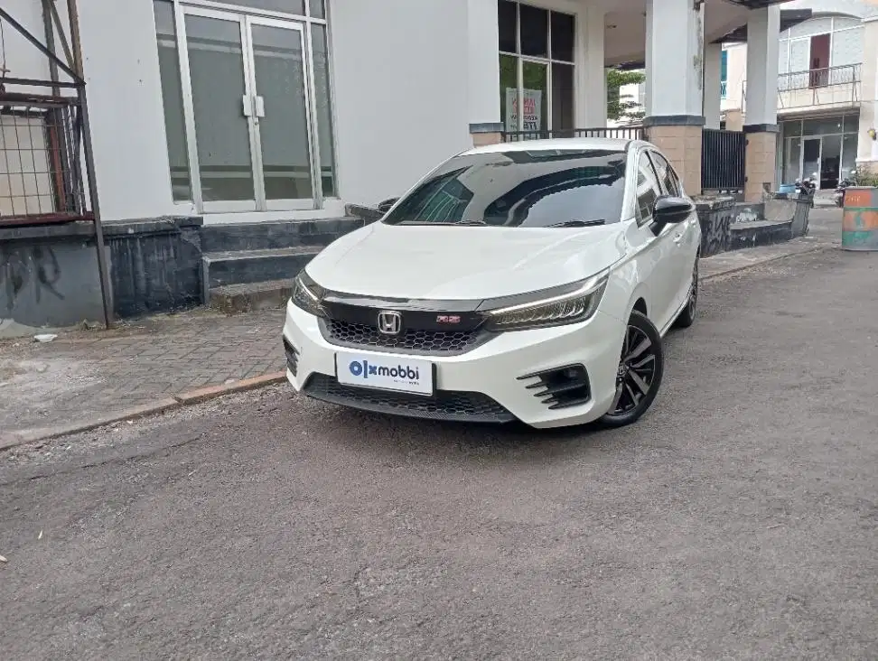 Like New - HONDA CITY 1.5 HATCHBACK RS BENSIN A/T 2021 PUTIH
