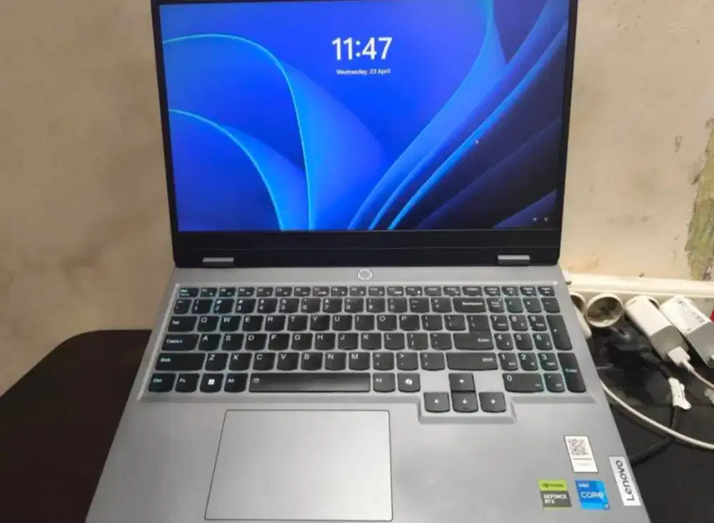 WTS LAPTOP GAMING LOQ
