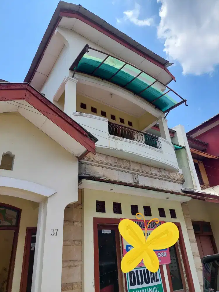 Dijual rumah lokasi strategis