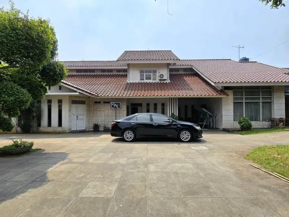 Rumah kokoh hitung tanag di area Duren sawit jakarta timur
