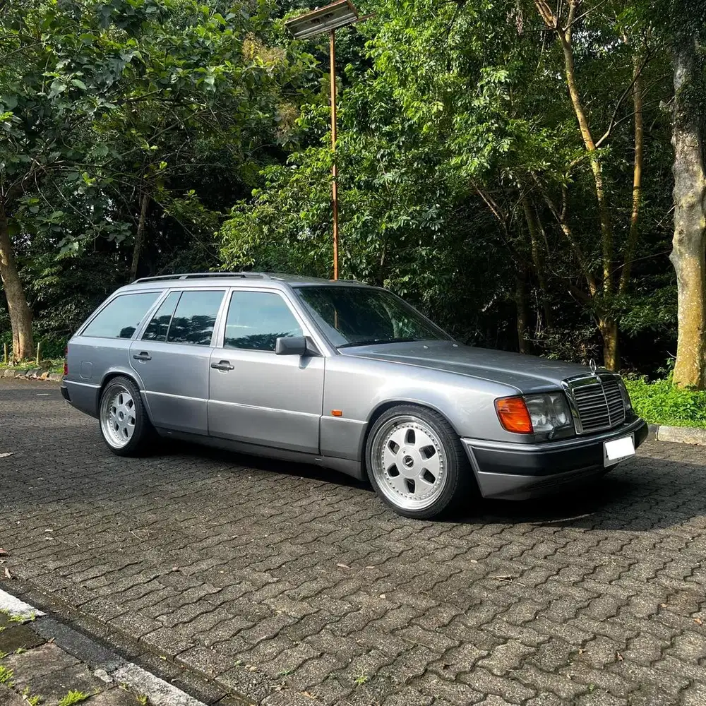 Mercedes benz S124 300TE 24 Valve 1992
