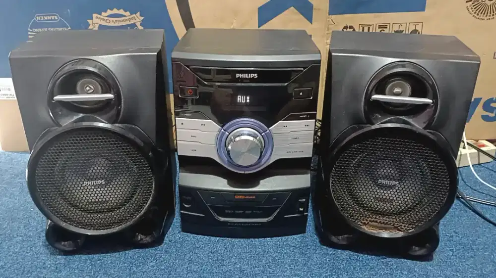 Speaker compo PHILIPS FWD410 segel
DVD,USB,AUX,RADIO normal