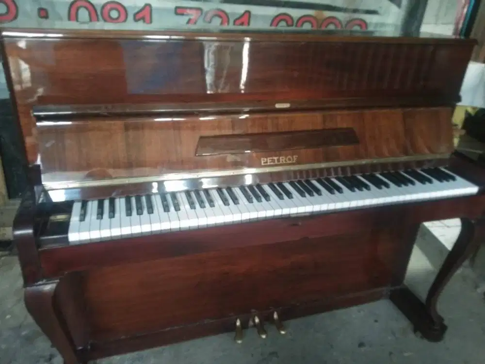 Piano Classic Antik Murah