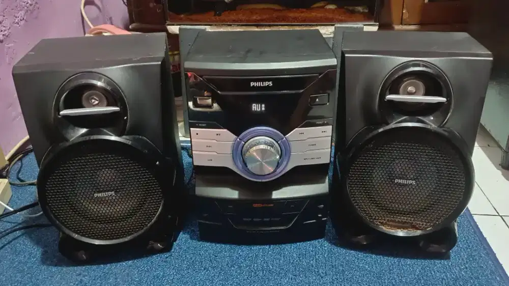 Speaker compo PHILIPS FWD410 segel
DVD,USB,AUX,RADIO normal