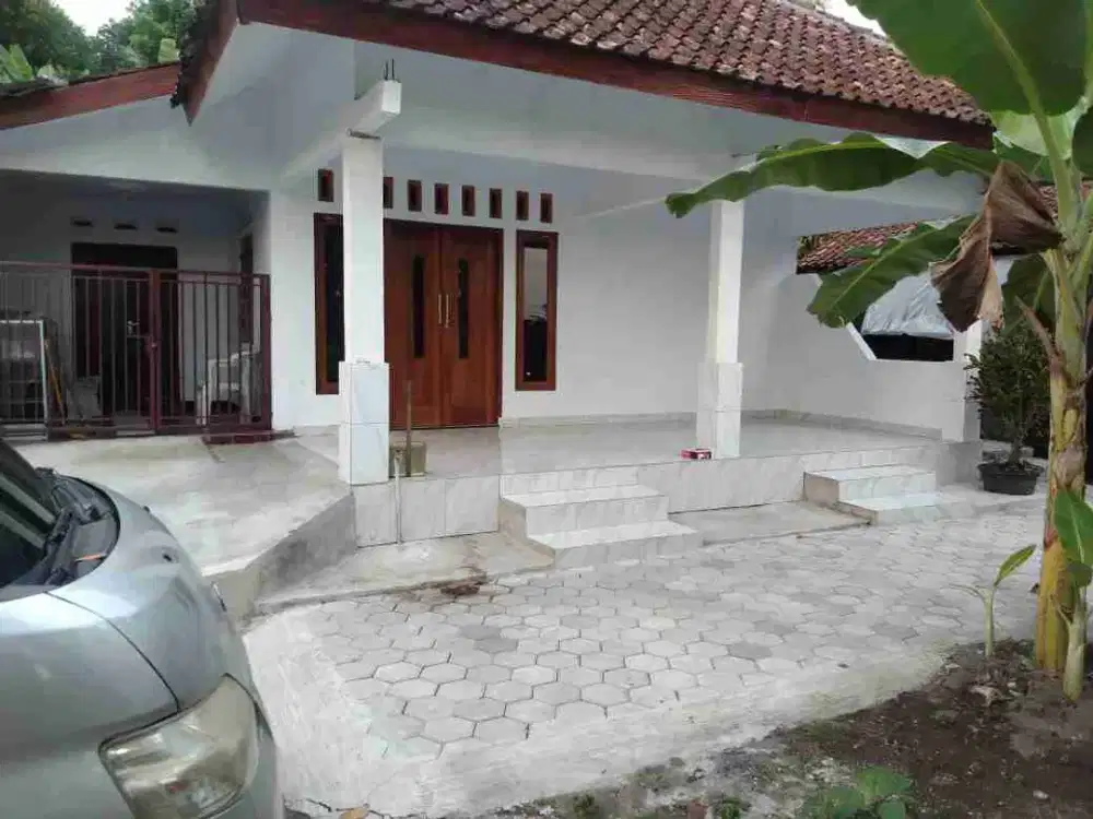 rumah besar dekat kampus uii jogja