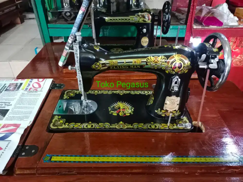 Jual mesin jahit FLYINGMAN seken rasa baru,meja laci5(baru),siap pakai