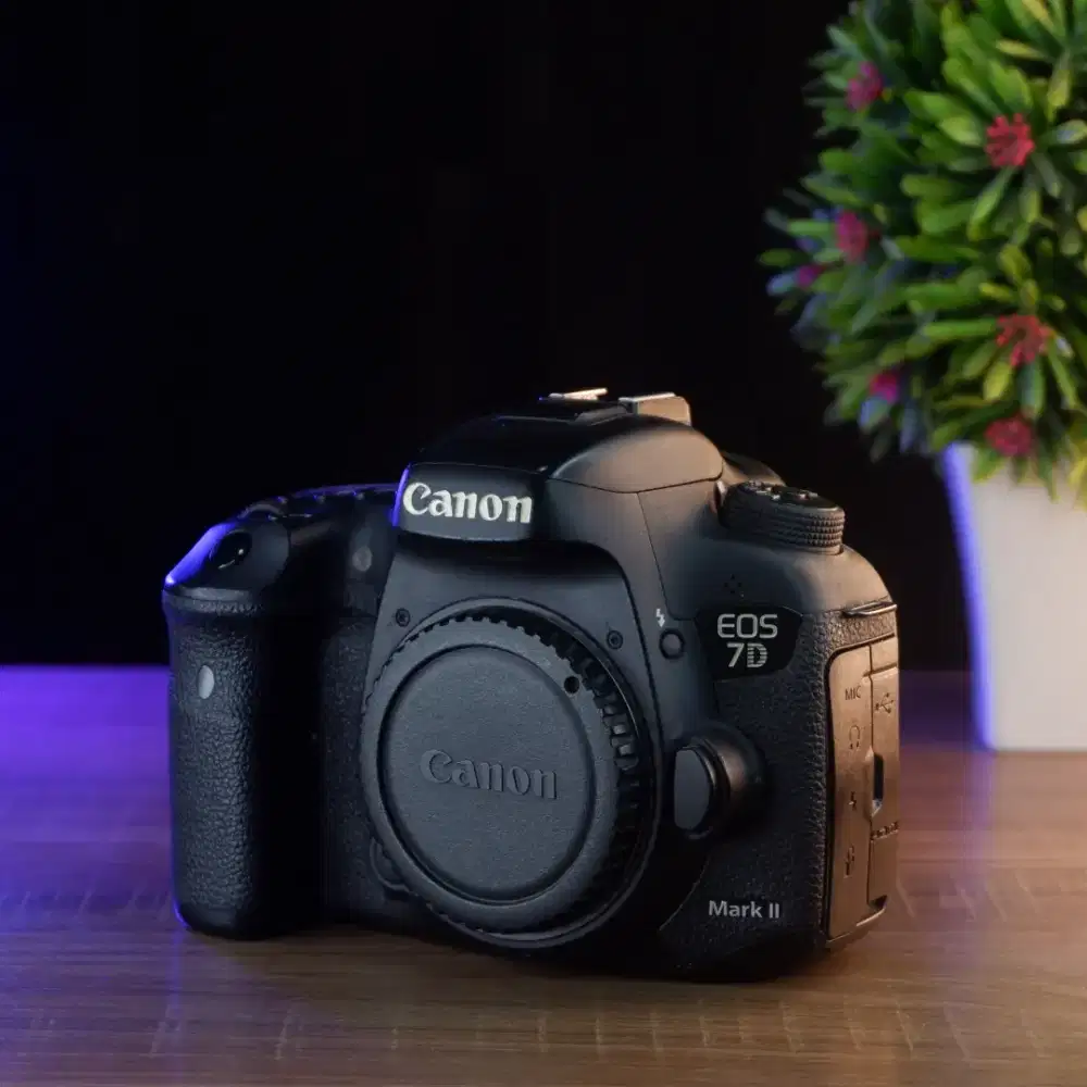 Shutter Gercep | CANON 7D MARK II 7D II DSLR MURAH DSLR EOS 7D II