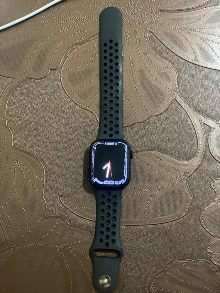 iwatch series 7 45 mm nike edition
