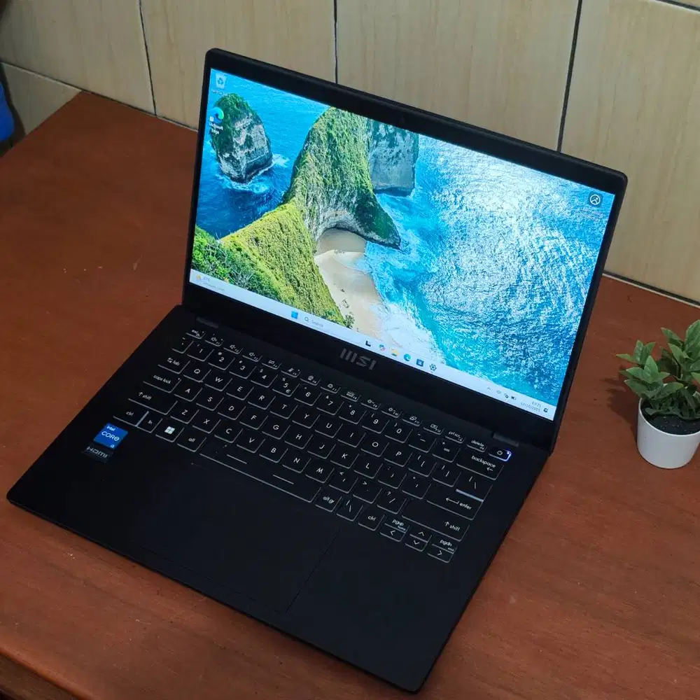 Laptop MSI Modern 14 | 8/512 | FULL HD