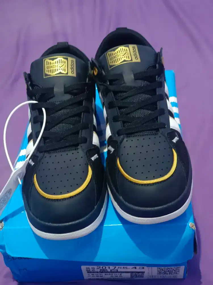Sepatu Adidas neo 100 DB size 43 black new