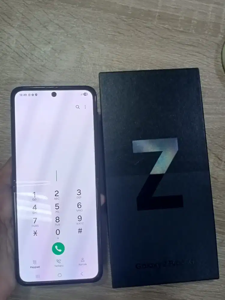 Samsung z flip 3 ram 8/128