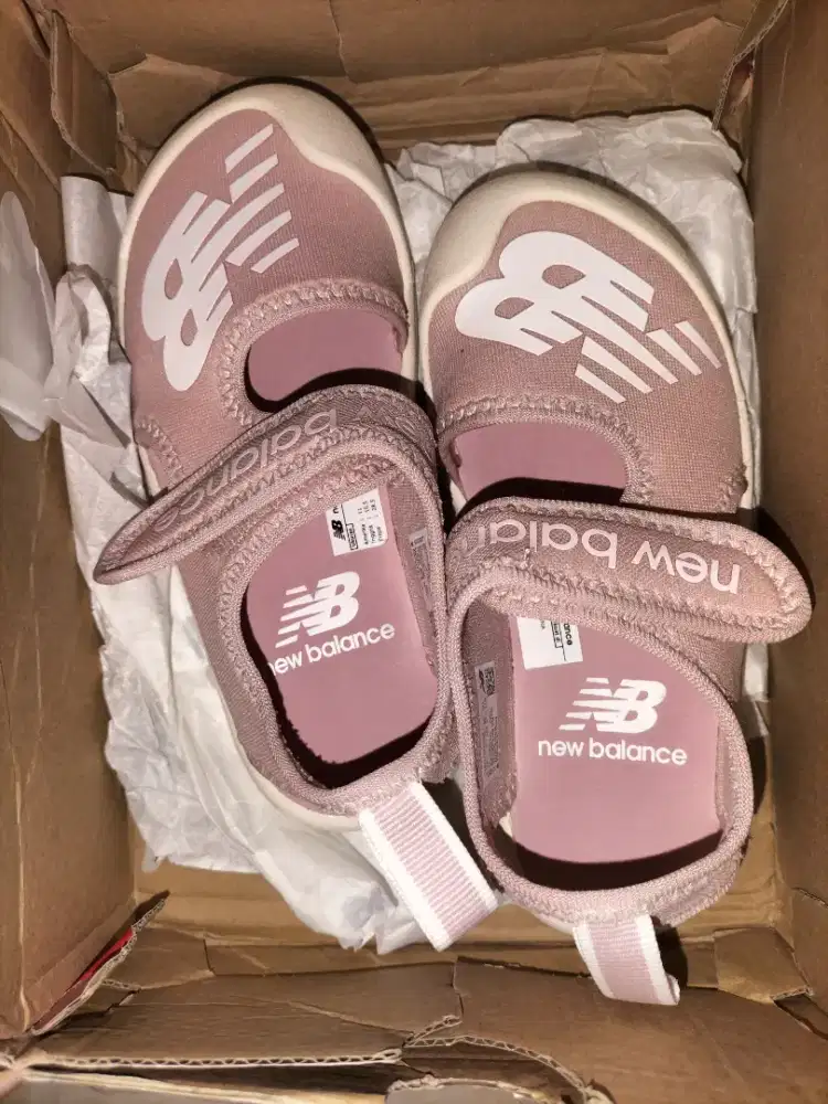 New balance kids original sepatu sandal