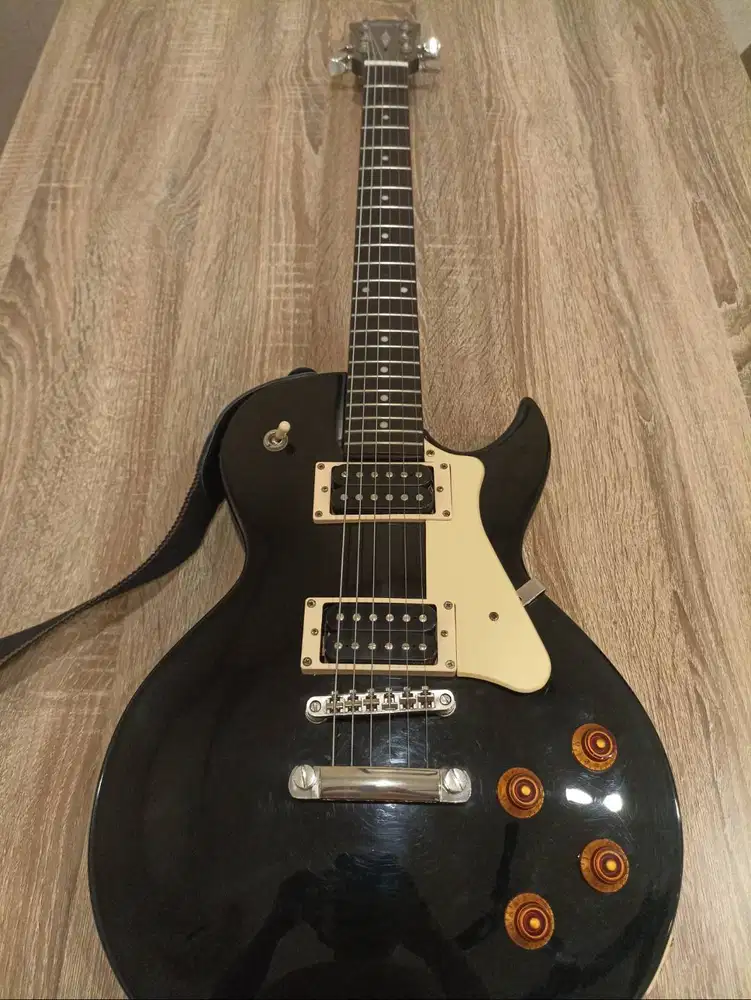 Gitar Cort CR100 LP Like New + Case Creator