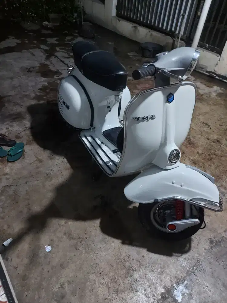 Vespa super tahun 77
