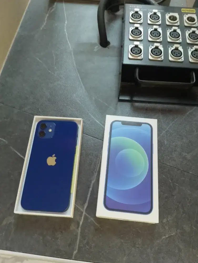 Iphone 12 128gb satu jadi satu