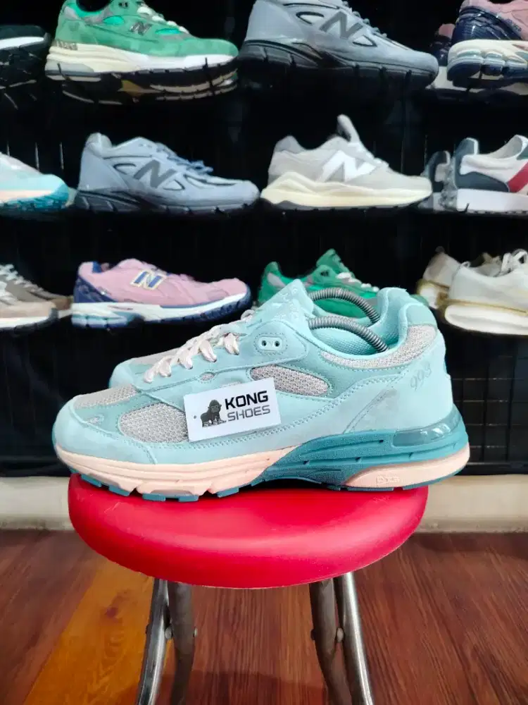 SEPATU NB 993 X JOE FRESHGOODS ART ARCTIC BLUE