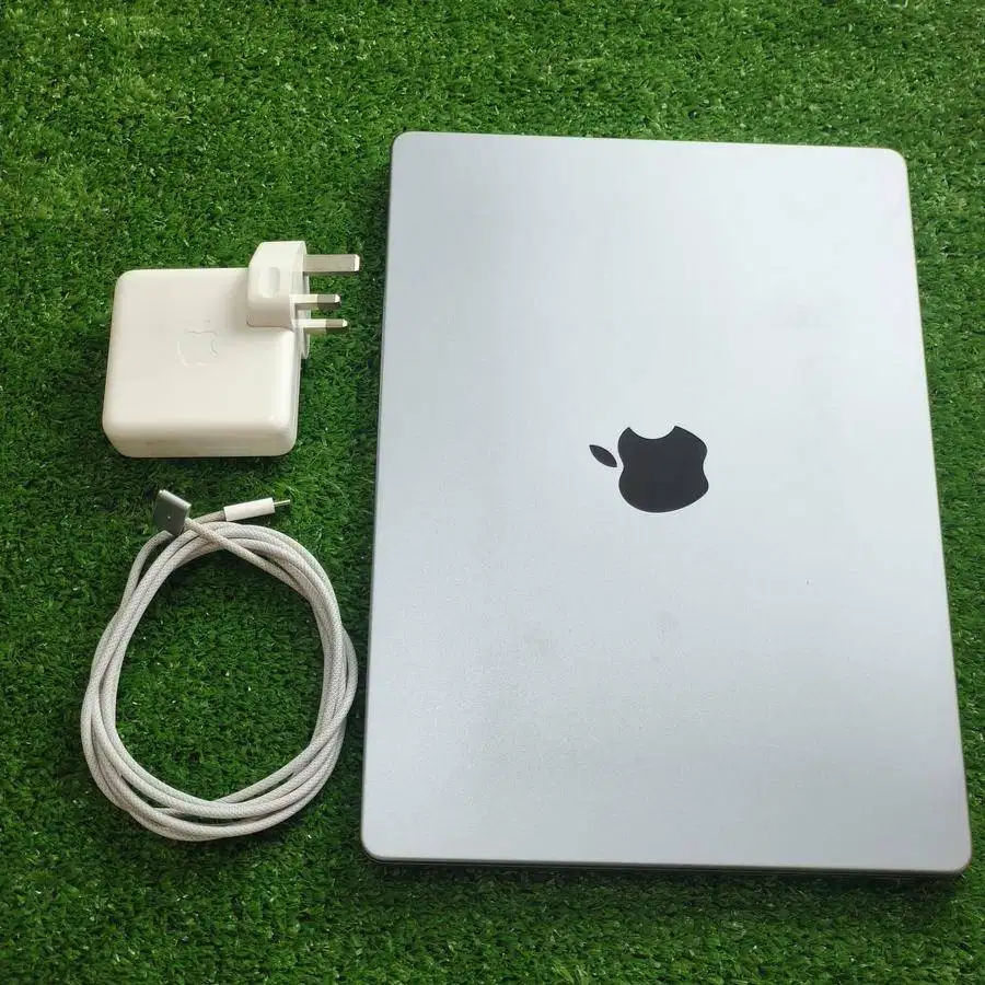 Macbook Pro 14 inch 2021 M1 Pro RAM 16GB SSD 512GB CC 325 Ex inter