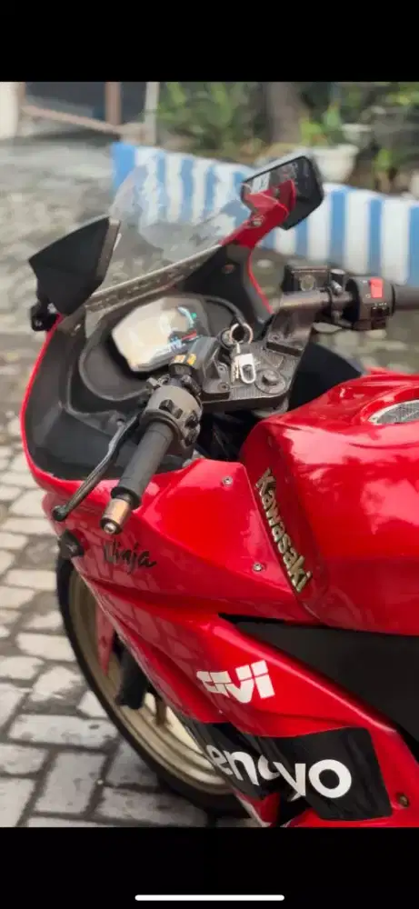 kawasaki ninja 250 cc