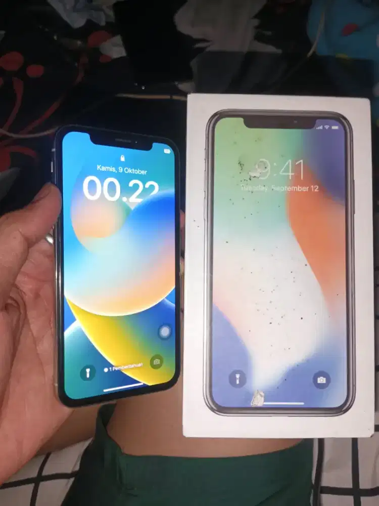 IPhone X 64 GB iBox
