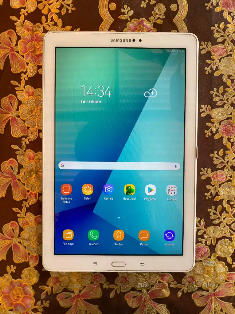 Samsung Galaxy Tab A 10.1 (2016)
RAM 3/16GB