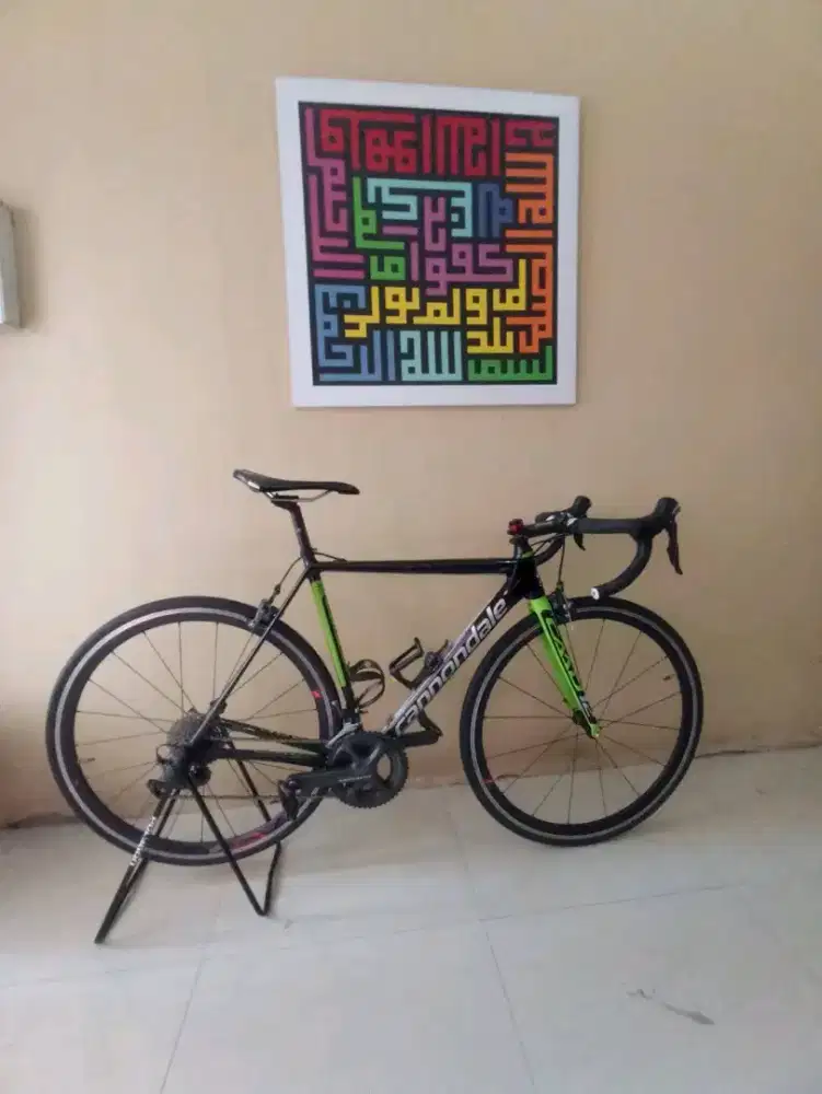 Sepeda Roadbike Carbon Killer Cannondale CAAD 12